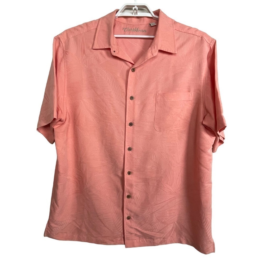 Caribbean Peach Etched Palms  B&T Men's 2XT Camp Button Down Short Sleeve Shirt
